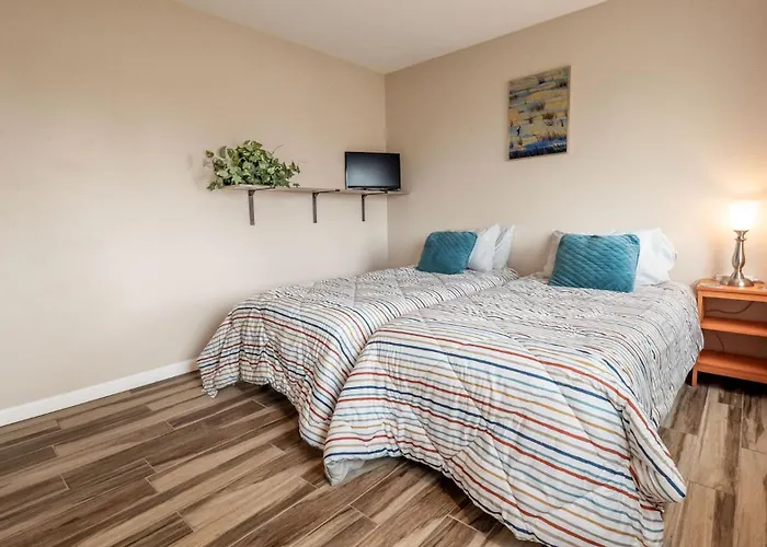 Holiday home 2 Bedroom With Community Pool And Parking Scottsdale