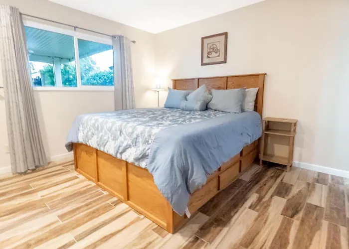 Holiday home 2 Bedroom With Community Pool And Parking Scottsdale