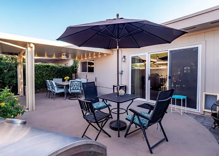 2 Bedroom With Community Pool And Parking * Scottsdale