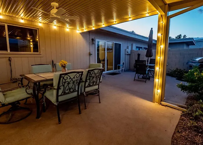 Holiday home 2 Bedroom With Community Pool And Parking *